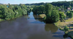 řeka Jizera nedaleko vily